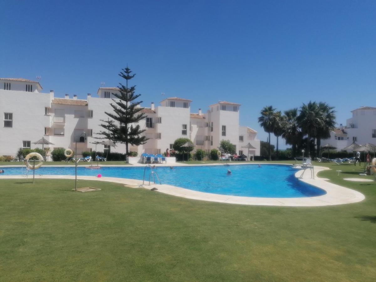 3 Bedrooms With Pool & Parking, Close To Sea And Gibraltar Manilva Luaran gambar