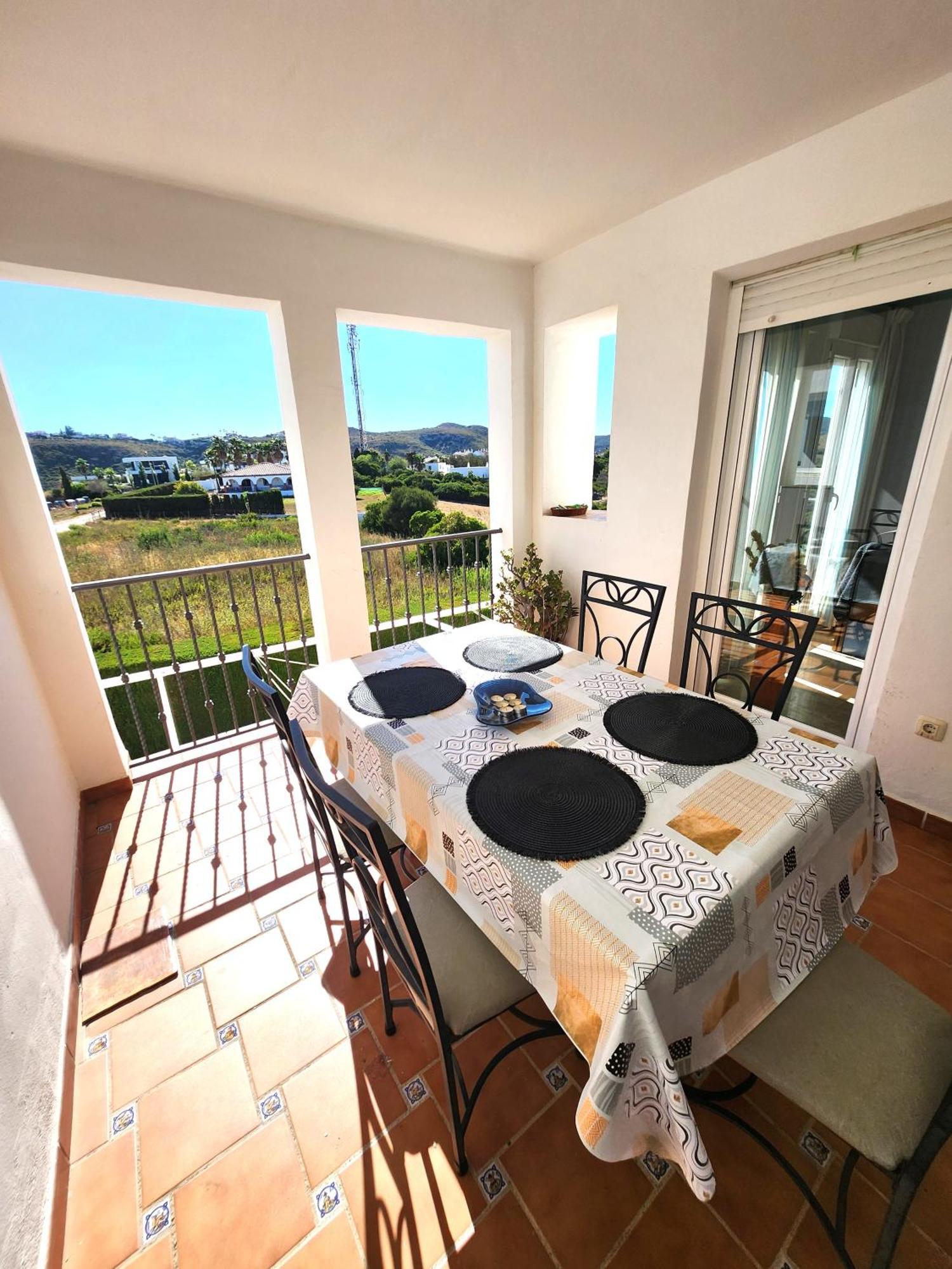 3 Bedrooms With Pool & Parking, Close To Sea And Gibraltar Manilva Luaran gambar